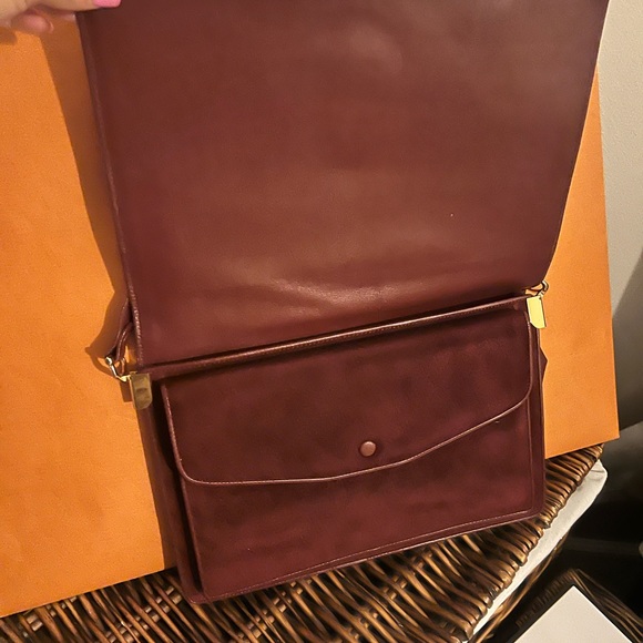 Authentic Cartier cross body bag - Picture 2 of 6
